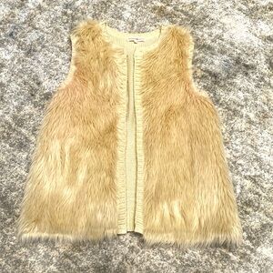 Altar’d State large cream women’s sleeveless sweater vest